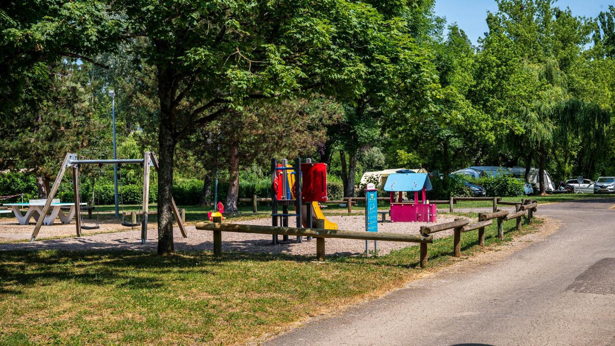 Camping Vesoul Vaivre-et-Montoille 외부 사진