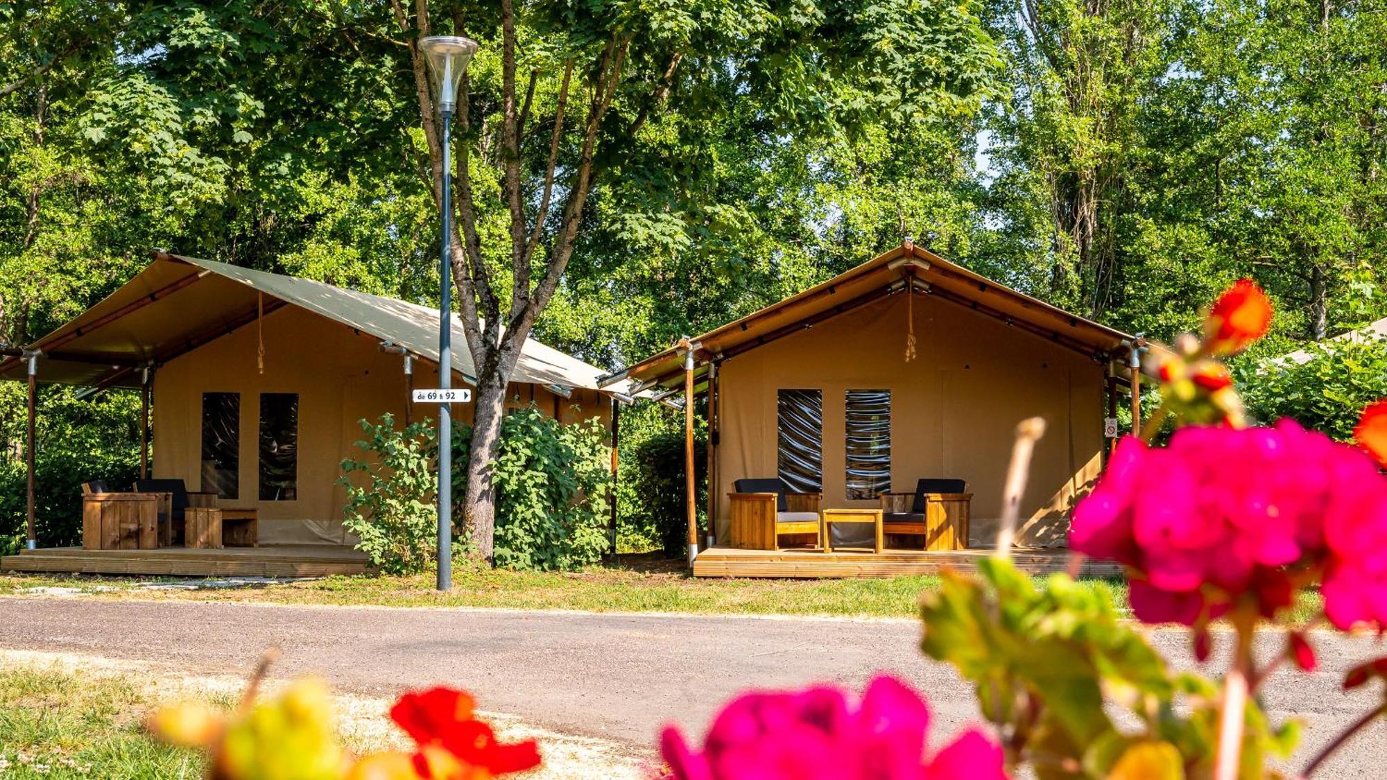Camping Vesoul Vaivre-et-Montoille 객실 사진